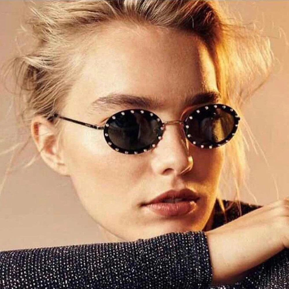 Diamond Oval Frame Sunglasses